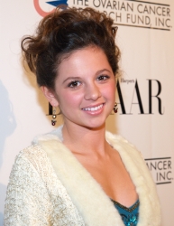 Photos de Mackenzie Rosman - L'oreal Paris Presents As Seen in Harpers Bazaar - 7